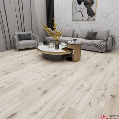 SPC ламинат Respect Дуб Монреаль 8311 43 класс толщина 5.0 мм с фаской и подложкой замковый 2.22 м2