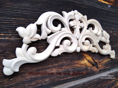 Резное украшение иконостаса