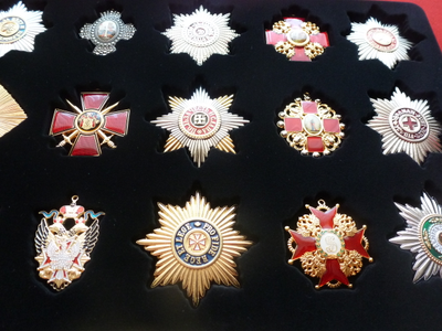 Коллекция "Ордена Российской Империи" в планшете! Качественные муляжи!