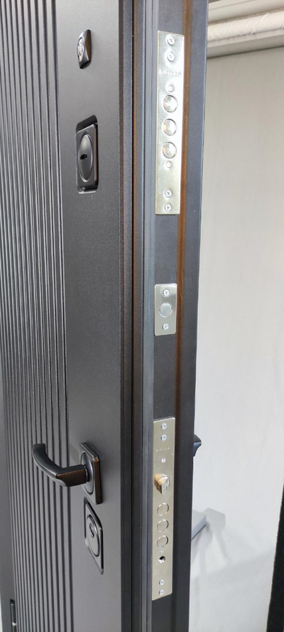 ЛАЙНДОР. ЭКСТРА  УЛЬТРА 117 мм (ТРЕХКОНТУРНАЯ). ЧЕРНЫЙ КВАРЦ/ БЕЛЫЙ МАТОВЫЙ