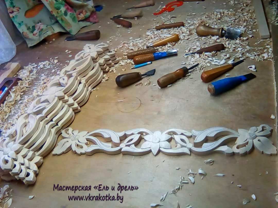 Эскиз резной рамы