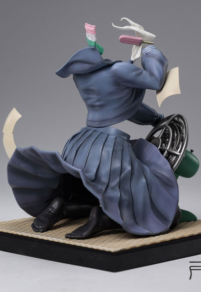 Фигурка Школьница-невидимка с вентилятором (Natsukaze)