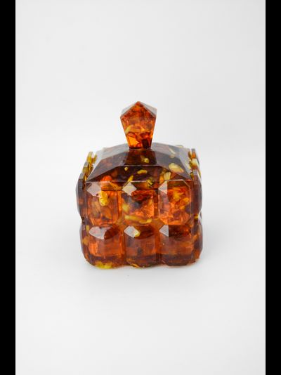 Шкатулка "Царская" с мелким янтарем