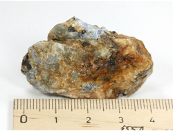 Корунд синий (сапфир), кристалл, Индия (41*23*21 мм, 29 г) №36100