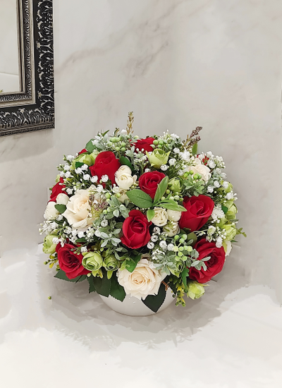 Композиция из искусственных цветов Магия  МС014