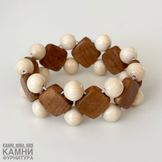 Браслет "Ромбики" из деревянных бусин 10 мм и ромбов 14,6-15 мм на резинке, цена за штуку