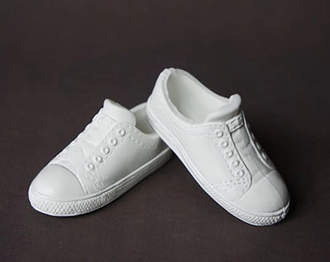 Белые кроссовки. (1800)