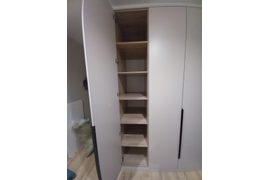 шкафы распашные