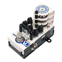 AMT Bricks Vx-CLEAN - одноканальный ламповый гитарный преамп (эмуляция VOX AC30) [без БП]