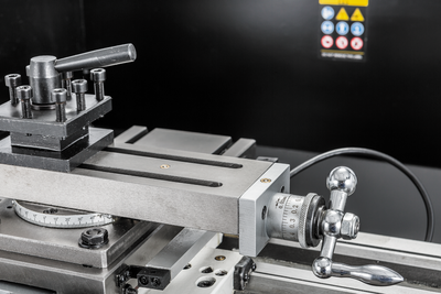 BD-8A DRO Настольный токарный станок по металлу с УЦИ