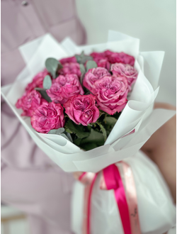 Букет из 13 пионовидных роз Country Blues