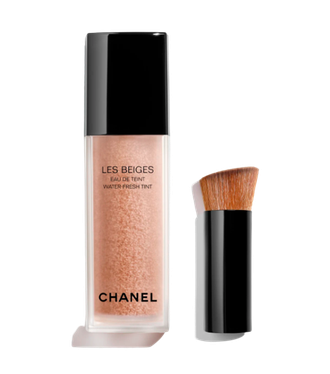 Chanel Les Beiges Eau de Teint - Освежающий флюид-тинт для лица