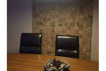 Стеновая панель из массива дуба "квадратики пиксели" (сортировка - "Рустик"), г. Москва