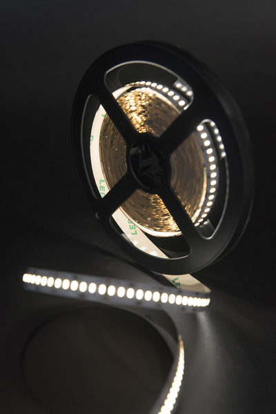 Светодиодная лента 3014, 240 LED/м, 24 Вт/м, 12В , IP20, нейтральный белый