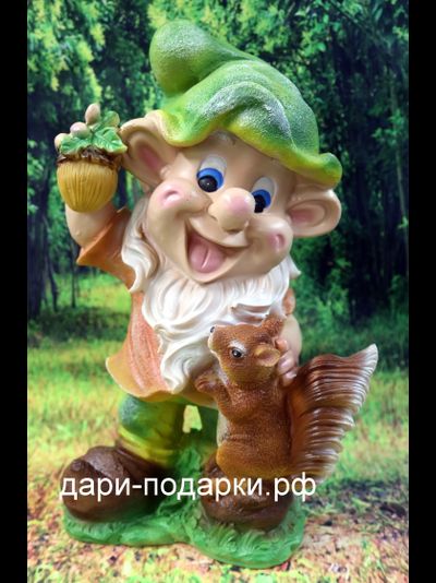 Гном Эльф с белочкой 39*24см  1,9кг   полистоун Россия  2174/091041-3