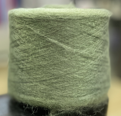 IGEA art. ASTRO 50% кид мохер 3% шерсть 47% РА 1000 м/100 гр цв. Олива