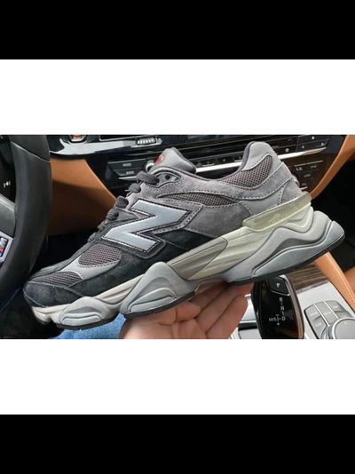 New Balance 9060 Black Grey