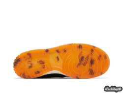 NIKE SB DUNK LOW GOD OF WEALTH (40-45)