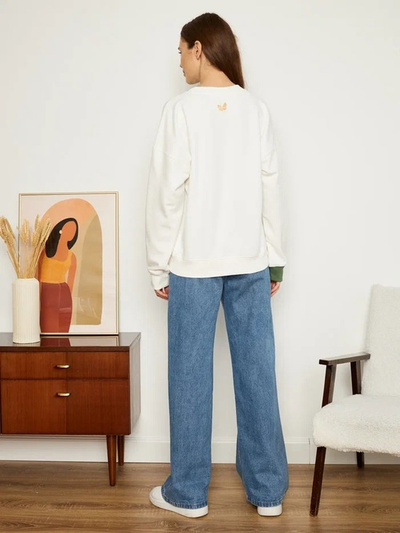 ЖЕНСКИЙ СВИТШОТ БЕЛЫЙ "ДАРИ"