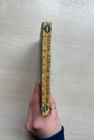 Im Westen Nichts Neues. E. M. Remarque