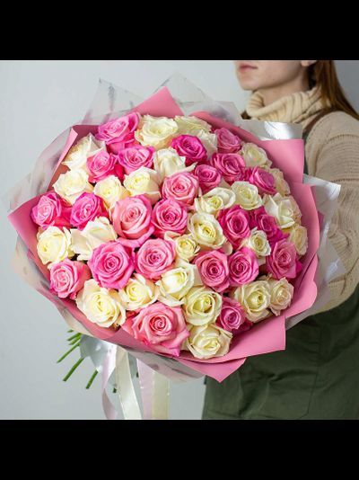 51 белая и розовая роза