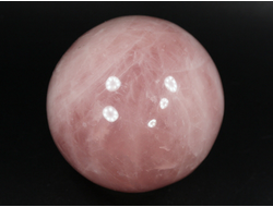 Шар Розовый кварц, Мадагаскар (61 мм, 315 г) №35384