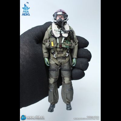 ПРЕДЗАКАЗ - Пит Митчелл (Том Круз, "Топ Ган: Мэверик") - Коллекционная фигурка 1/12 The US Navy Fighter Weapons School Instructor F/A-18E Pilot – Captain Mitchell (XM80031) - DID ?ЦЕНА: 11200 РУБ.?