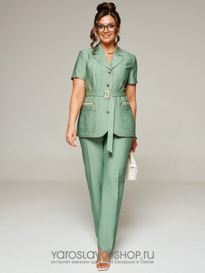 Женский льняной костюм мятного цвета