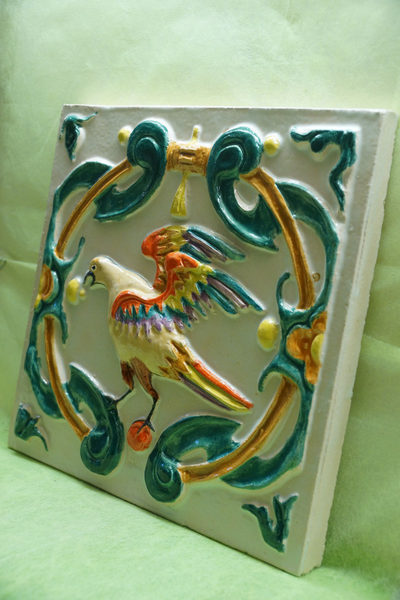 Попугай (фасадный изразец)