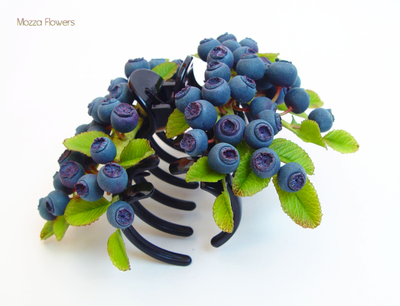 Краб для волос черникой .