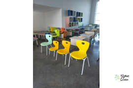 Пластиковые ученические стулья от 1 до 6 ростовой группы.