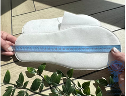 Тапочки с закрытым мысом спанбонд/пенополиэтилен белый 1 пара