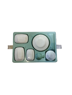 Термоподнос с крышкой 542*390*120 мм. на 6 предметов с зажимом (-40°C до +110°C) п/п