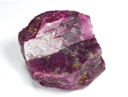 Корунд красный (рубин), кристалл, Мьянма (42*41*34 мм, 108 г) №28658