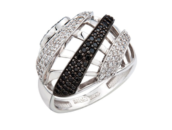 Кольцо с черными и белыми бриллиантами арт. 810027.