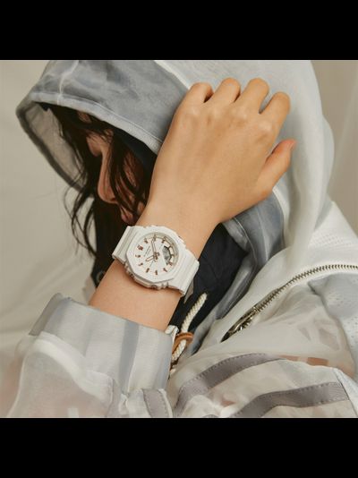 Часы Casio G-Shock GMA-P2100M-7A