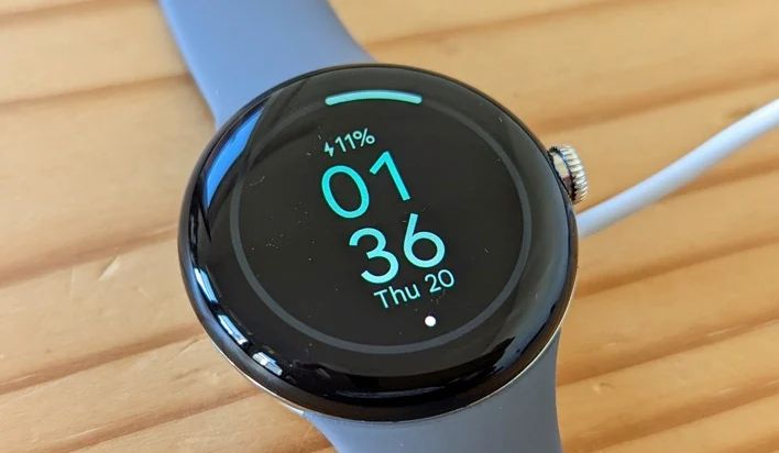 Обзор Google Pixel Watch: как провести время хорошо, но не долго