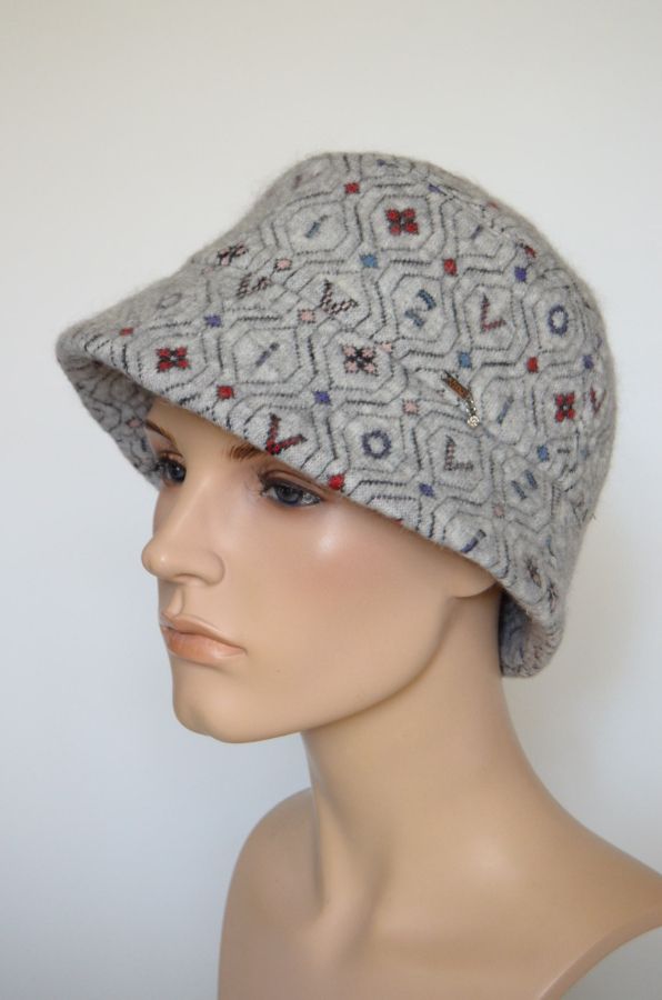 Vizio головные уборы 2023 - 2024