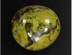 Опал зелёный, полировка, Мадагаскар (45*43*30 мм, 74 г) №35480