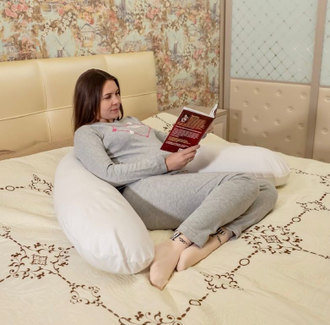 Ортопедическая подушка обнимашка Бумеранг Elite  200 см шарики внутри с наволочкой на молнии белый джерси