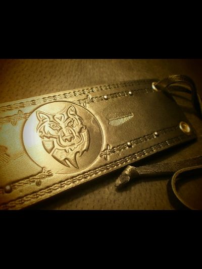 Браслет с Волком