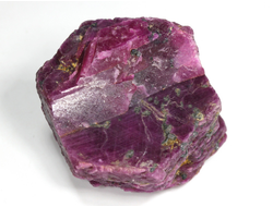 Корунд красный (рубин), кристалл, Мьянма (42*41*34 мм, 108 г) №28658