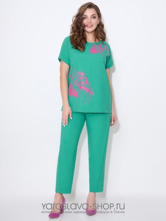 Модель: 938-2. Летний комплект:  брюки и блуза зеленого цвета из льна.