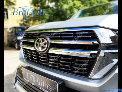 Решетка Toyota Land Cruiser 200 2015-2021 LOUNGE 21