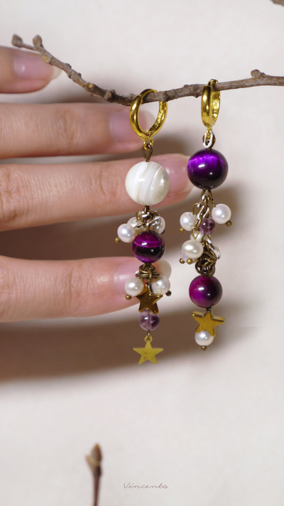 "Звёздные маячки", асимметричные серьги с жемчугом, тигровым глазом и флюоритом