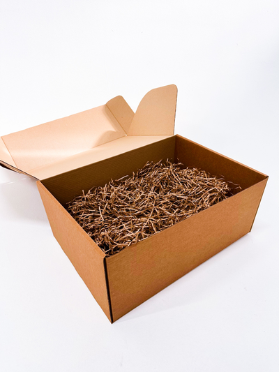 Огромная подарочная коробка GILEV 52x38x22 см с наполнителем и синей лентой