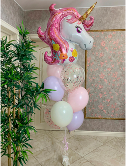 Фонтан из шаров с единорогом