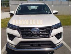 Защита переднего бампера d76 для Toyota Fortuner (2020-...)