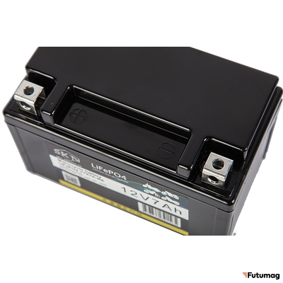 Аккумулятор для мототехники SKN LiFePO4 YTX7A-BS (12V/7Ah/105A)