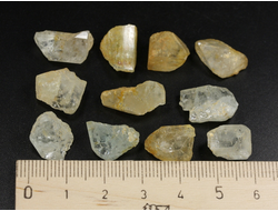 Топаз, кристалл, "дикий", в ассортименте, Россия, Забайкальский край (12-16 мм, 1,3-2 г) №36031